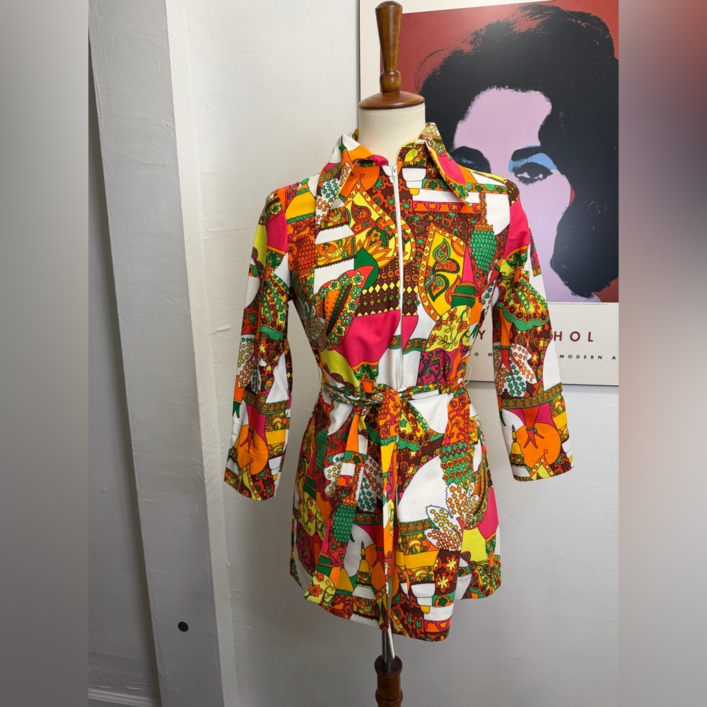 Vintage Psychedelic Flower Power Novelty Sue Ann of Dallas Zip Tunic - Picture 14 of 15